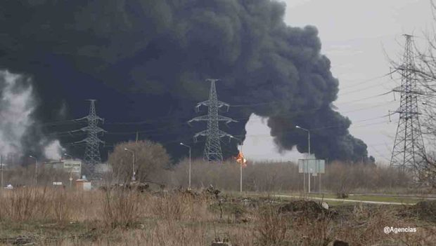Ucrania ataca refinería rusa