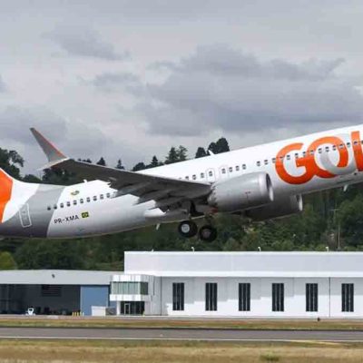 un avión de la empresa Gol