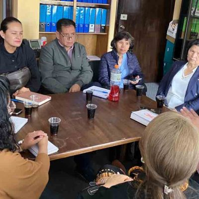 reunión de la ministra de Salud con representantes del Colegio de Bioquímicos