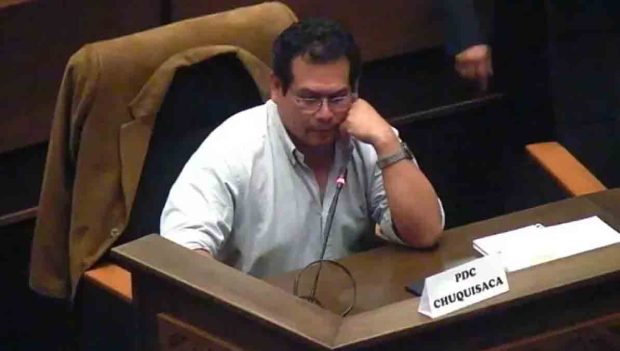 Roberto Castro, del PDC, asume presidencia de la Cámara de Diputados