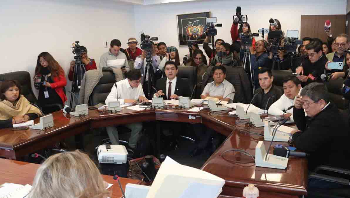 Comisión de Consitución