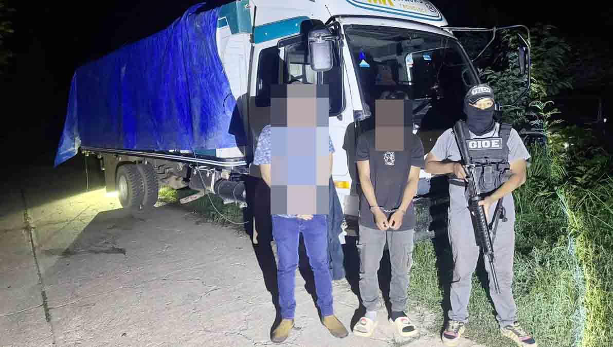 los dos aprehendidos por transporte ilegal de diésel