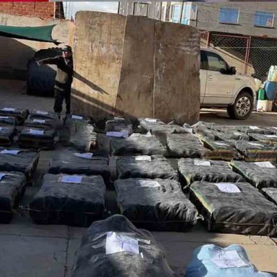 Hallan 8 toneladas de droga en camión en Oruro