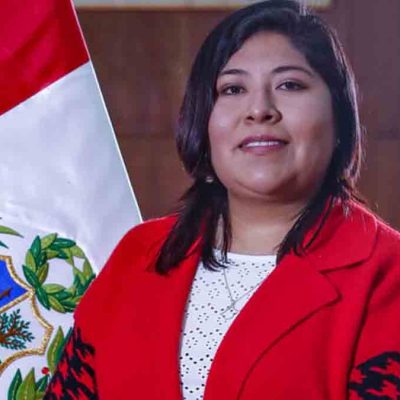 Perú expulsa a embajadora de México