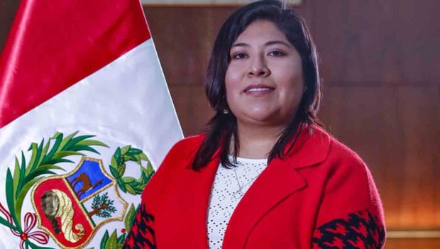 Perú expulsa a embajadora de México