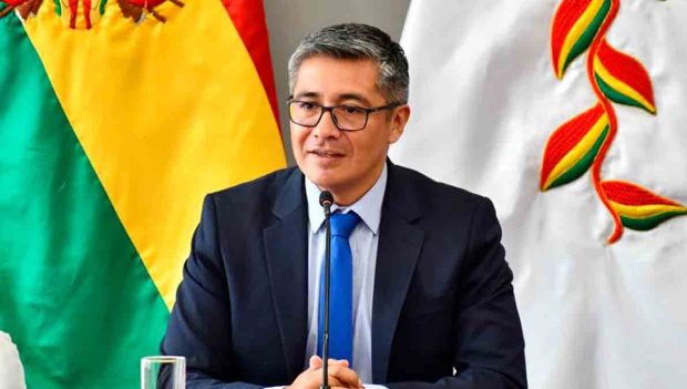 ministro de Economía, Gabriel Espinoza