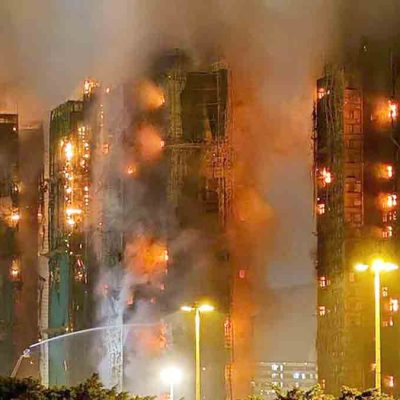 incendio en rascacielos de Hong Kong