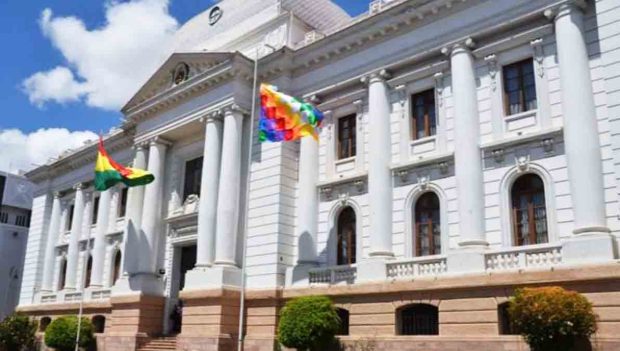 el edificio del TSJ en Sucre