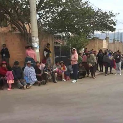 vecinos instalan vigilia contra posible ampliación del plazo para el uso del botadero de K'ara K'ara
