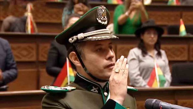 Edmand Lara jura como vicepresidente de Bolivia