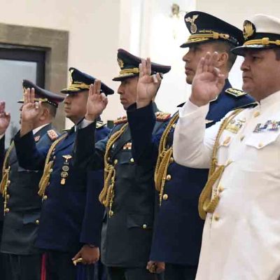 el nuevo Alto mando Militar es posesionado