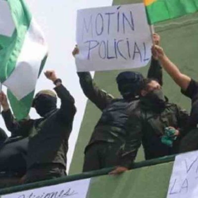 Policías procesados piden ser restituidos