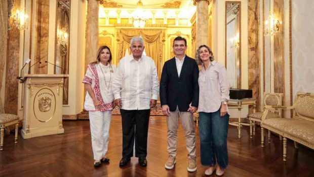 el presidente de Panamá y el presidente electo de Bolivia