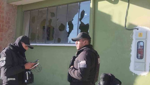 atacan comando regional de Patacamaya