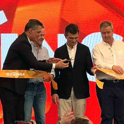 presidente Paz participa en la inauguración de un frigorífico de Bovinsa