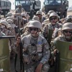 militares peruanos apostados en la frontera con Chile