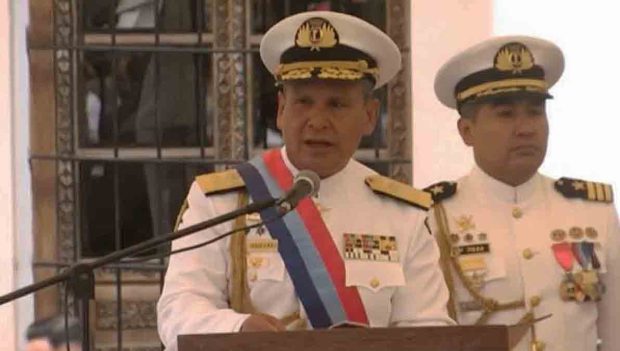 comandante en jefe de las FFAA, Gustavo Aníbarro Escobar