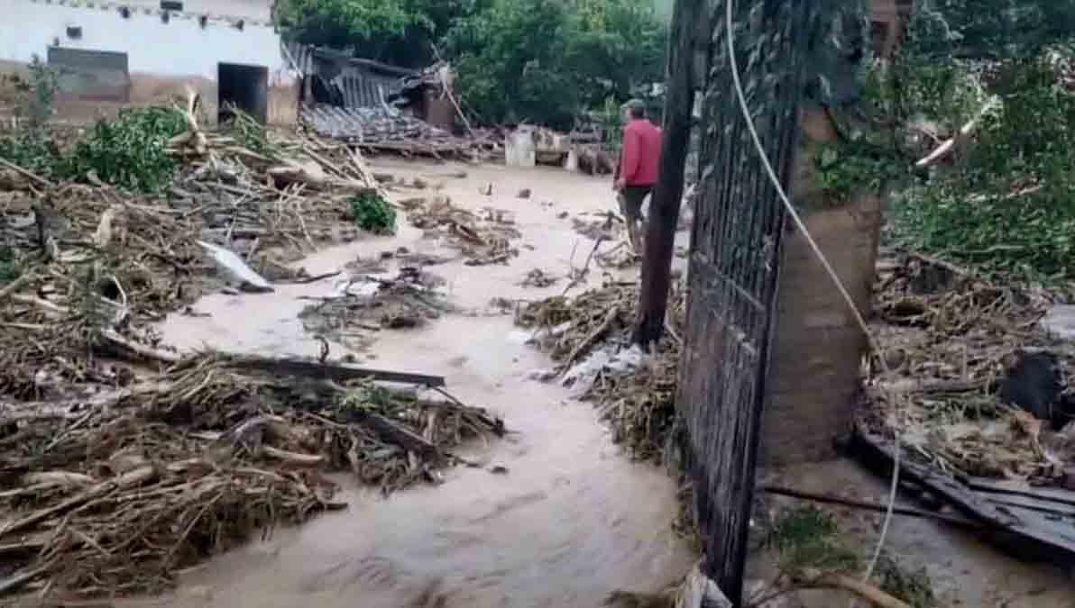 el desborde del río en Samaipata