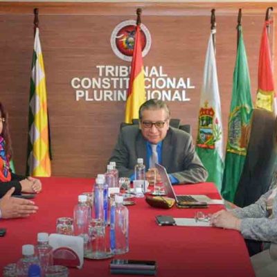 Los cinco magistrados autoprorrogados del TCP