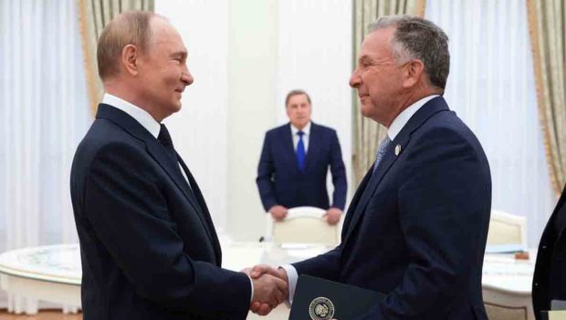 el presidente Vladimir Putin y Steve Witkoff, enviado de Trump