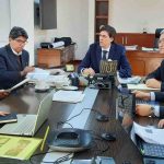 reunión del autoridades bolivianas con miembros de la cooperación surcoreana