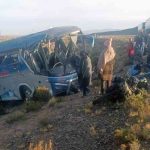 el bus que se volcó en la ruta Oruro-Potosí