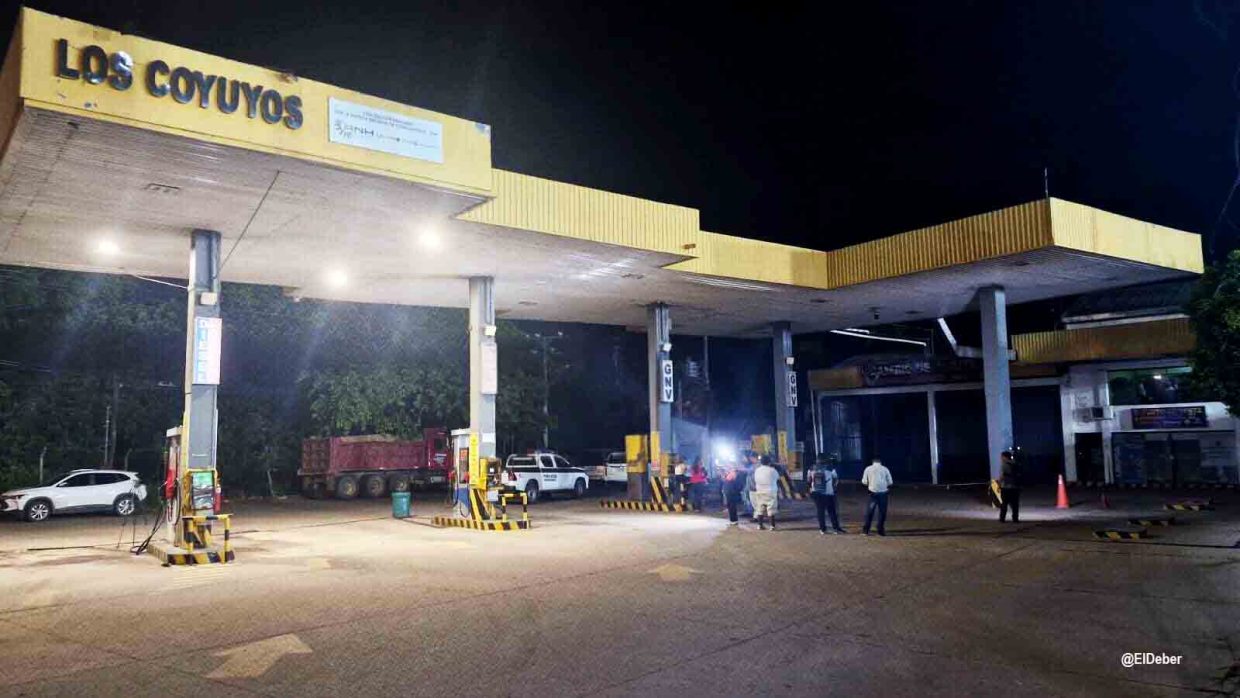 atraco a surtidor en Santa Cruz