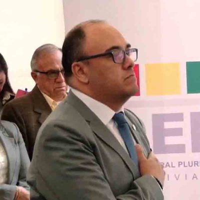 Gustavo Ávila Mercado, jura como nuevo presidente del TSE