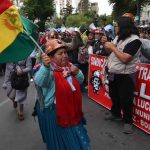 una ama de casa minera ingresa a la FSTMB para instalar el piquete de huelga de hambre