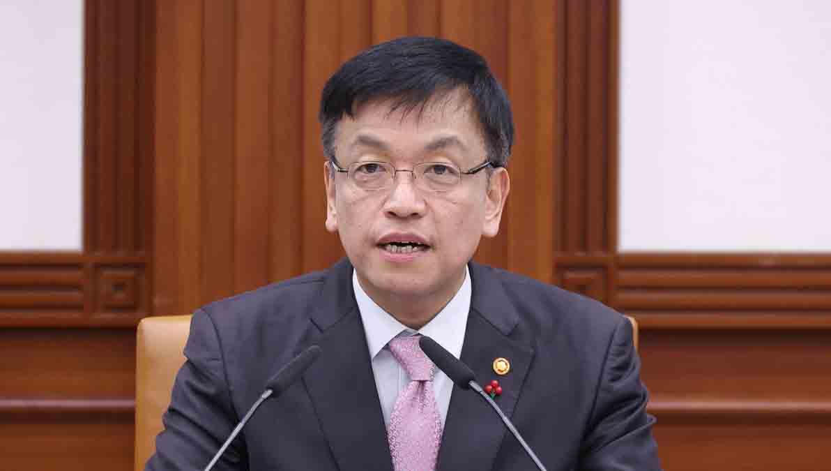 exlíder interino de Corea del Sur, Choi Sang-mok