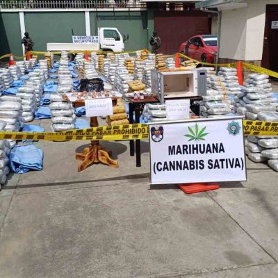 Felcn secuestra vehículos, droga e inmuebles