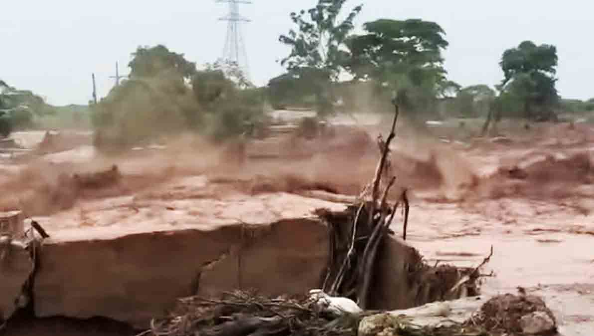 el río Piraí aumentó su caudal debido a las constantes lluvias
