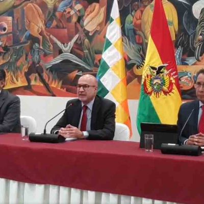 el ministro José Luis Lupo en conferencia de prensa