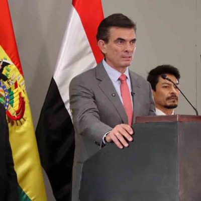 el presidente Rodrigo Paz en conferencia de prensa