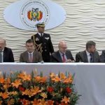 el presidente Rodrigo Paz junto a autoridades nacionales en la presentación de la Comisión de la Verdad