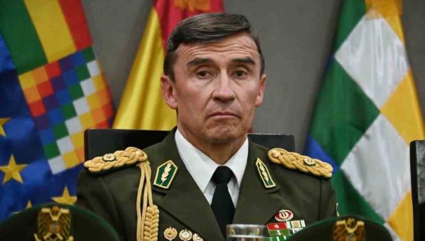 el comandante de la Policía, Mirko Sokol