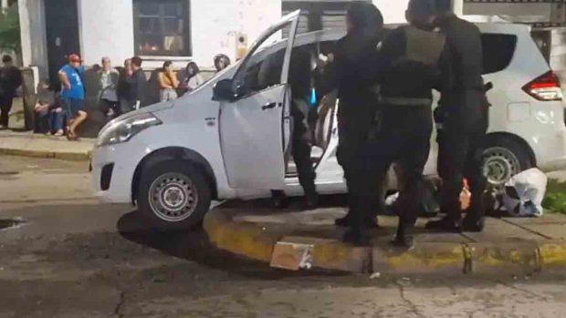 el vehículo donde fue asesinado Mauricio Aramayo