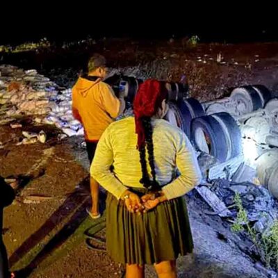 el camión volcado en El Sillar