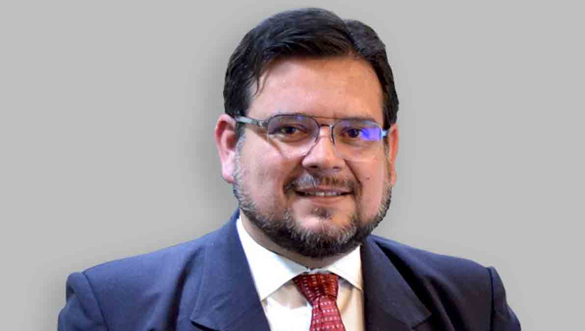 Jorge Akamine, director general del INE