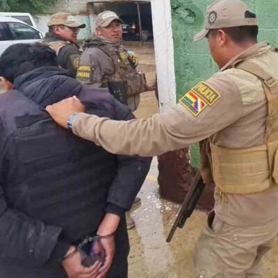 el agresor fue aprehendido por personal de la Felcc