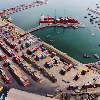 vista aérea del puerto de Arica
