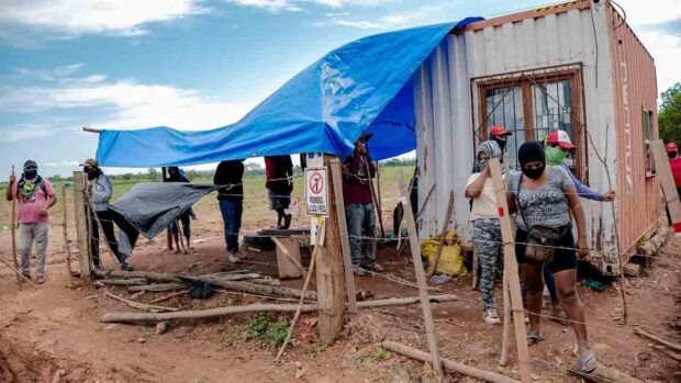 avasalladores se apropian de tierras en el oriente boliviano
