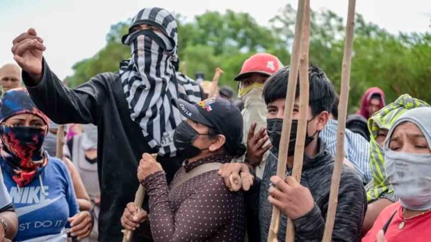 grupo de avasalladores de tierras