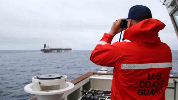 la Guardia Costera de EEUU vigila al buque petrolero Verónica