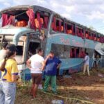 el bus que se volcó en Cuatro Cañadas