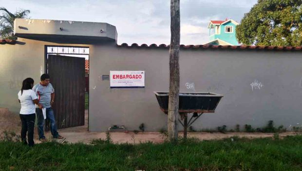 suspenden remate de viviendas con crédito social