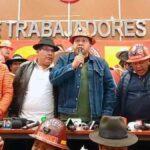 la cúpula de la COB en uno de los ampliados en La Paz