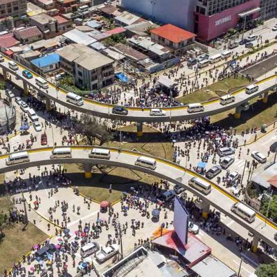 el moderno distribuidor vehicular en Cochabamba