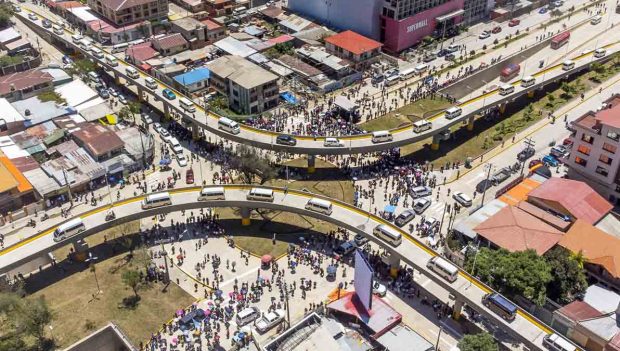 el moderno distribuidor vehicular en Cochabamba