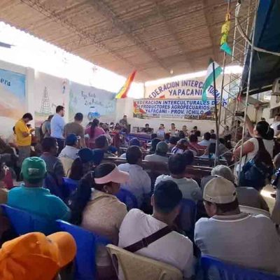 ampliado de los interculturales en Yapacaní